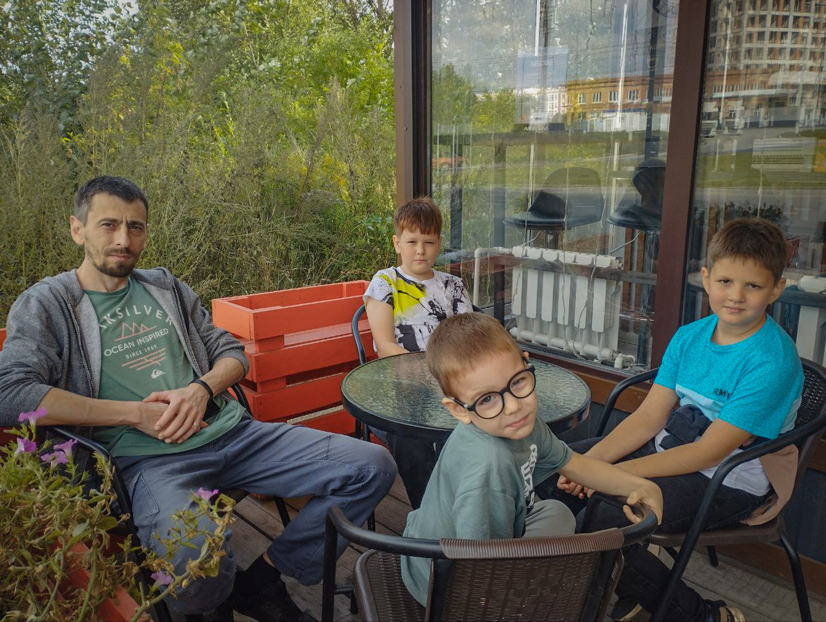 В ожидании шаурмы. 