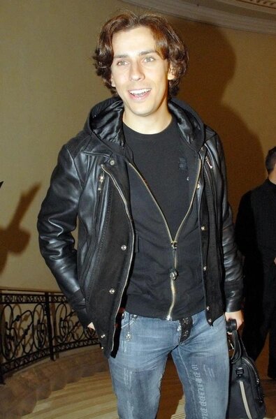    Говорили, Галкин* якобы заставил артистку уехать