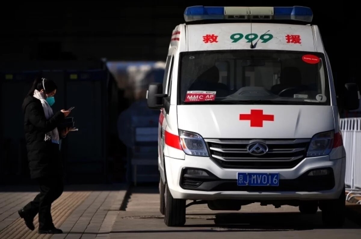    В КНР школьник 14 часов делал домашнее задание и попал в больницу