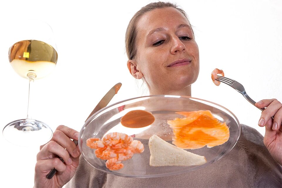 Cчитается, что особенно много полезных жиров Омега-3 содержится в рыбе и морепродуктах. Фото: GLOBAL LOOK PRESS.