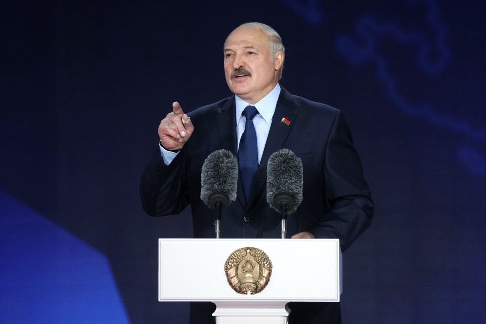    Лукашенко заявил о согласии России выполнить сделку с США по Украине Павел МАРТИНЧИК