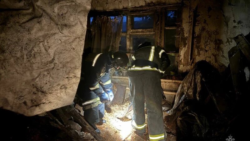     В Барнауле обрушилось здание. МЧС Алтайского края