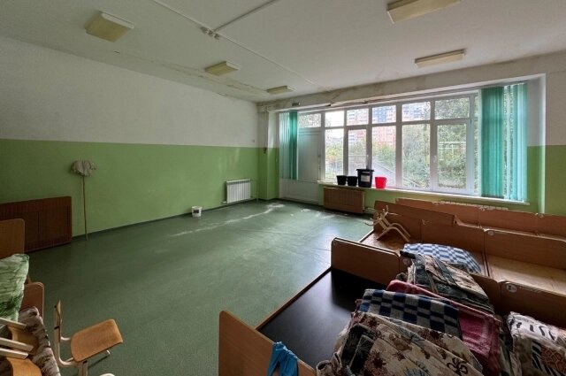    Следствию предстоит выяснить, почему на протяжении нескольких лет обращения родителей игнорировались, кто именно из должностных лиц не принял мер для организации ремонта. Фото: Из личного архивa/ Константин Суворов