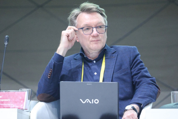    Игорь Задорин: «Когда в стране была система централизованного распределения производительных сил и ресурсов, каждый новый город появлялся неслучайно, и его появление имело вполне определенный смысл и цель».   
Фото: «БИЗНЕС Online»