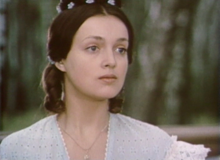 Светлана Аманова в роли Елены Стаховой