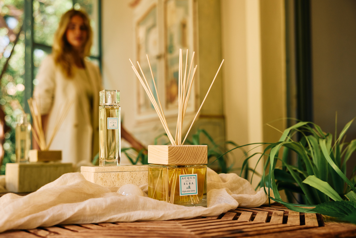 На фото диффузор Giglio delle Sabbie от Acqua dell’Elba