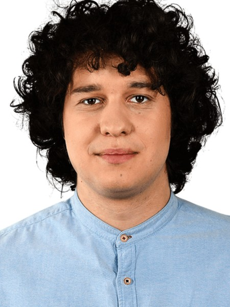 Антон Токарев