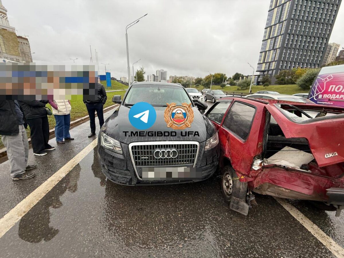    Пьяная женщина устроила массовую аварию на «Салаватке» в Уфе