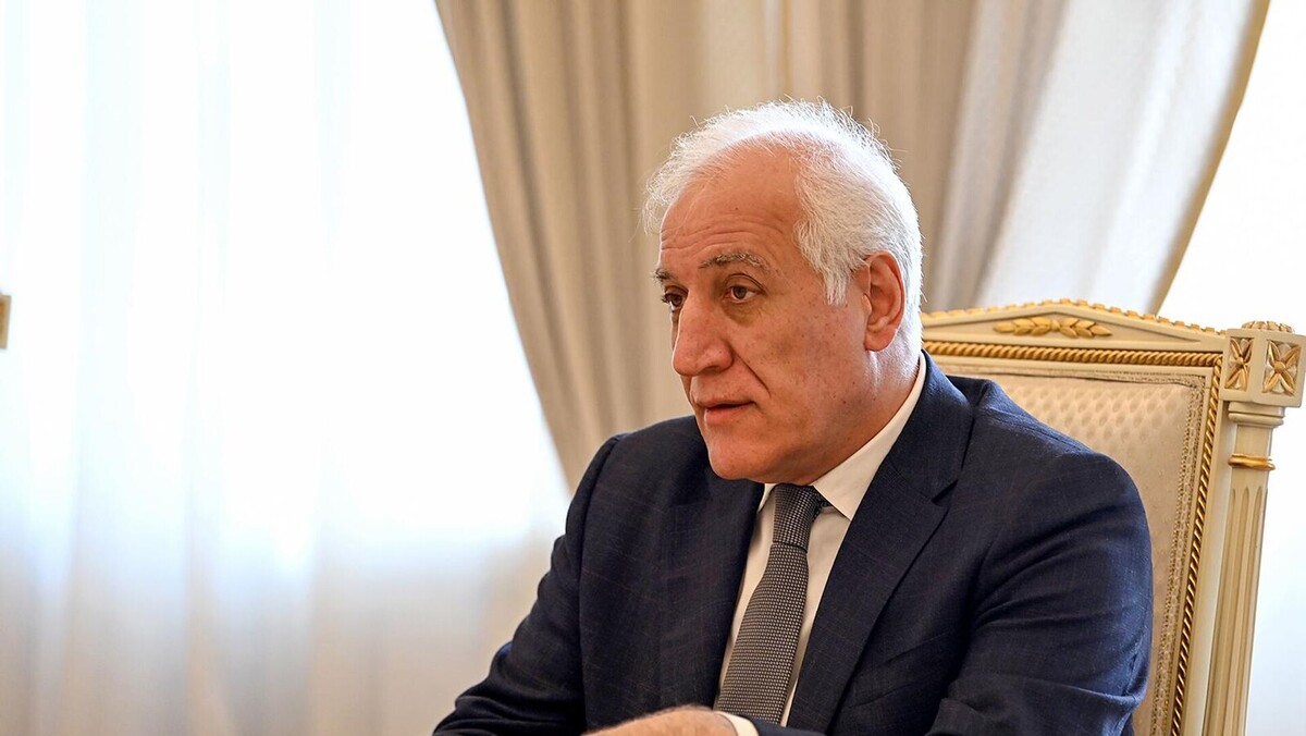 © Photo : official site of the President of RA