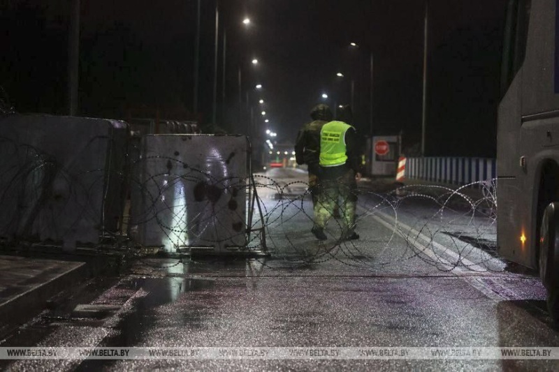     «Восточный щит всея ЕС». Польша перекрыла все КПП с Белоруссией и перебросила 40 тысяч военных к белорусской границе