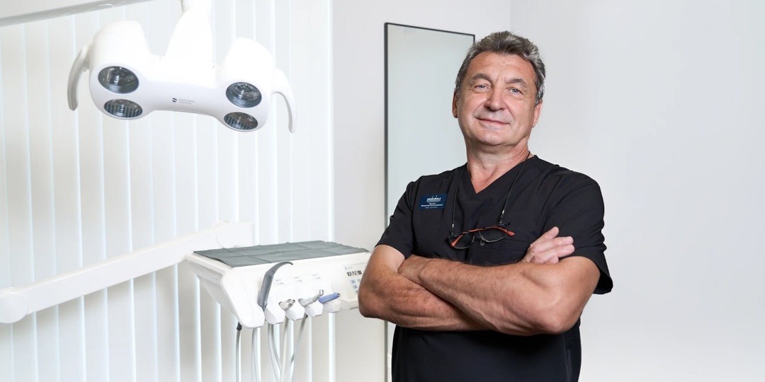 Зуб под коронкой депульпирован, но очень чувствителен к горячему и холодному. Разбираемся, в чем причина и что делать в такой ситуации