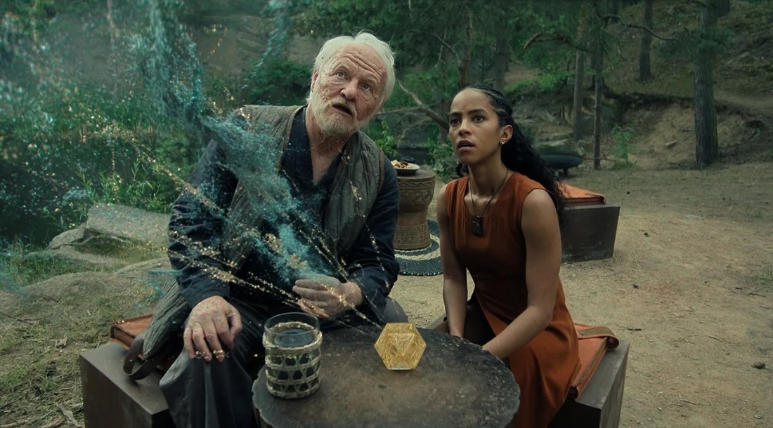     Кадр из 3 сезона сериала «Основание» (2025)