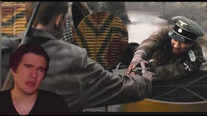 Та самая сцена.... Обратите внимание на лицо Евгена...