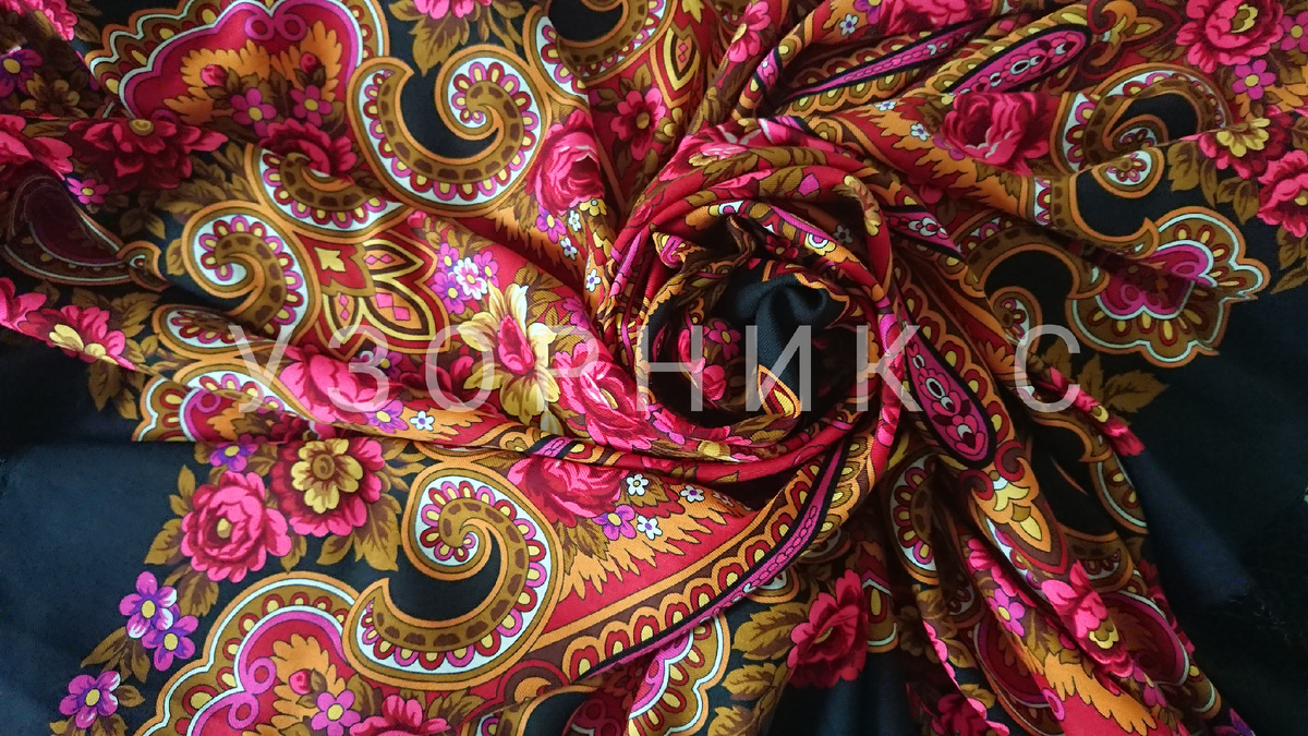 Платок Юбилейный, фото автора