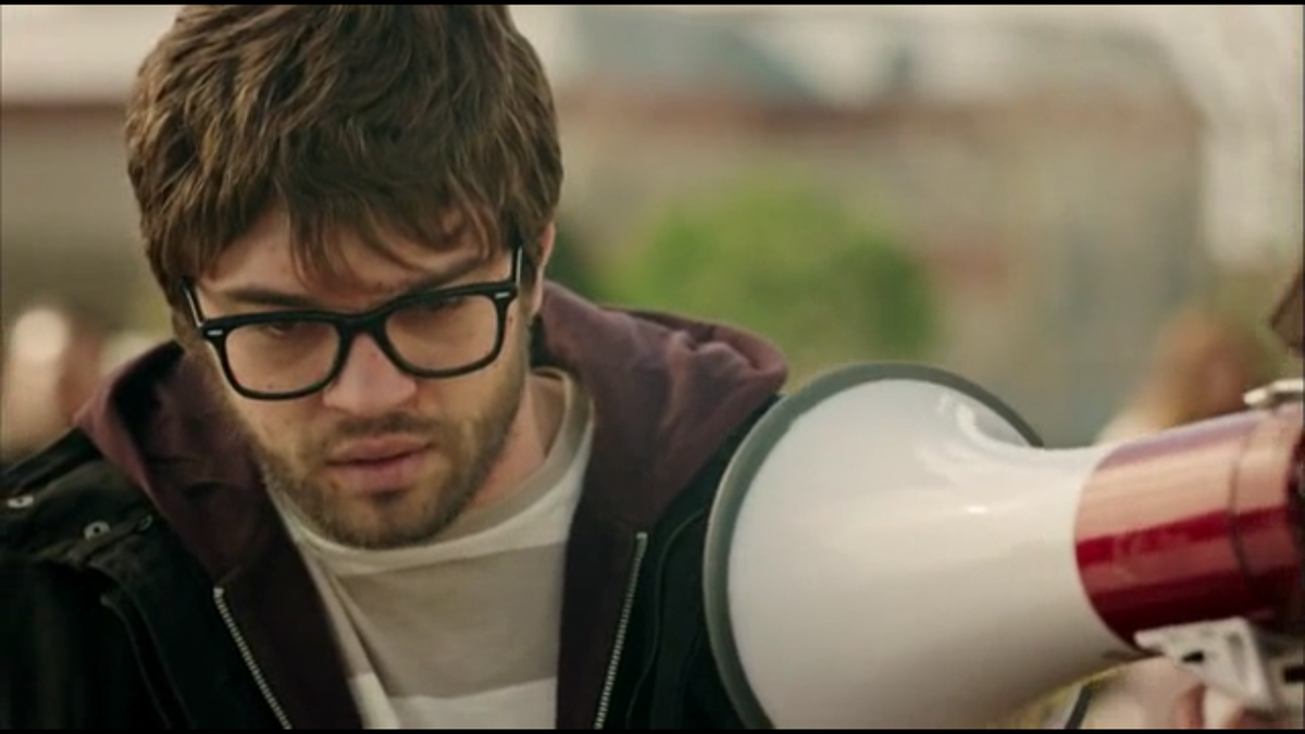 Стоп-кадр сериала "Сладкая месть".