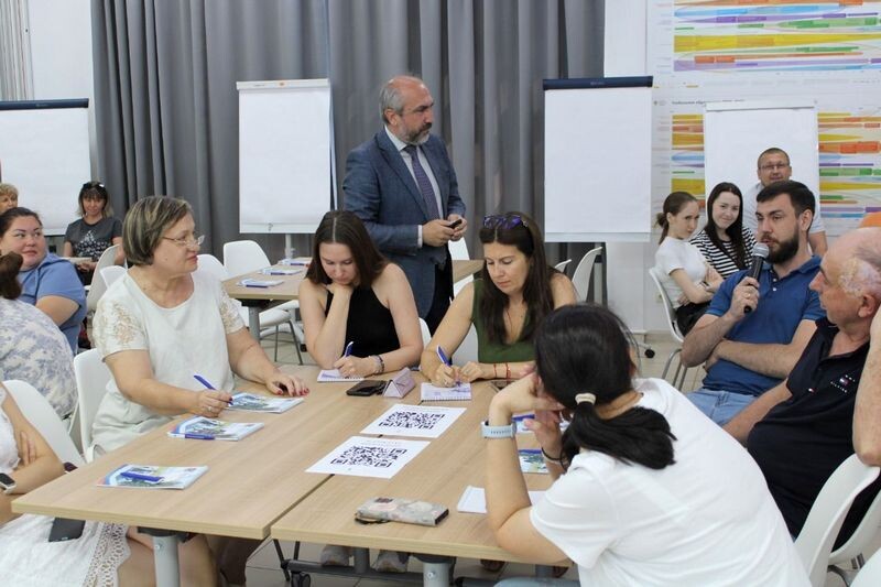    Фото с сайта правительства Ростовской области Александр Любименко