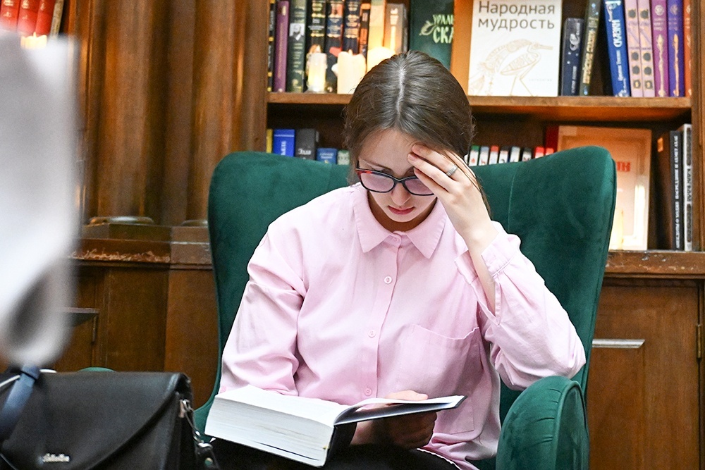    Редкие книги - это живые свидетели истории, бесценные памятники культурного наследия России. / Максим Блинов/РИА Новости