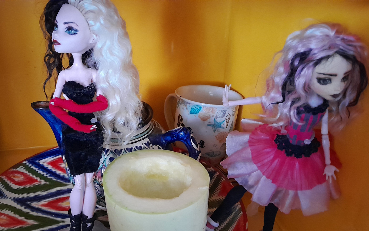 Дружба с дырочкой