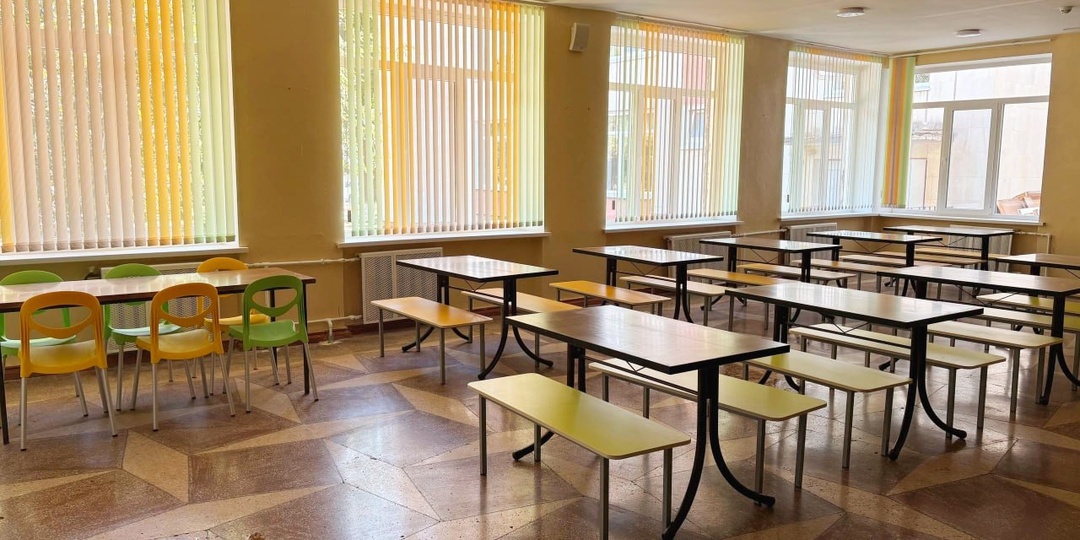 На фото☝️ – новая столовая Фрунзенской школы Сакского района