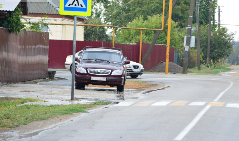 Фото автора. 10.09.2025. Станица вовремя осеннего дождя.