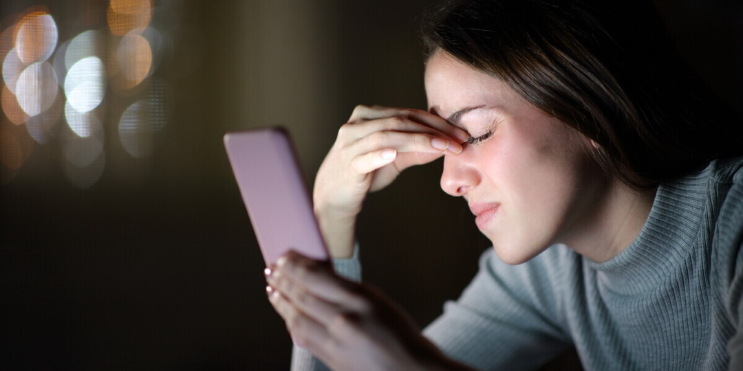 Оптометрист посоветовала 20-секундный трюк, спасающий глаза от усталости от экрана — Полезно