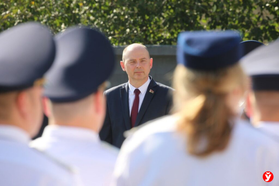     Алексей Кушнаренко поздравил следователей с профессиональным праздником