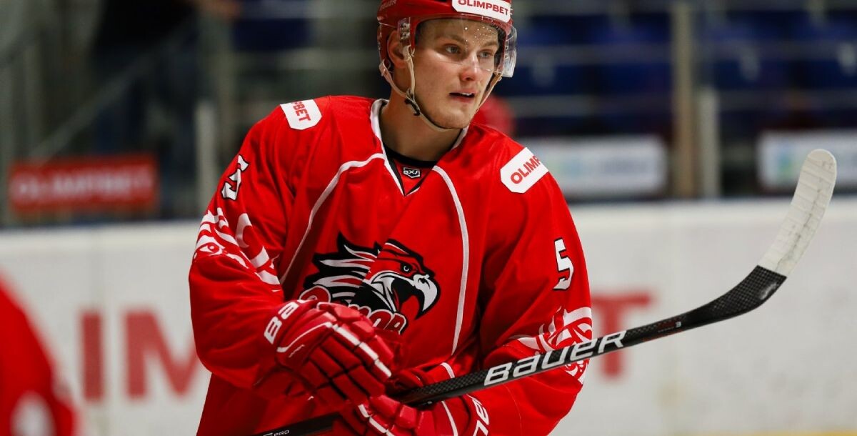 Защитник пропустит игру из-за драки с игроком «СКА-ВМФ»