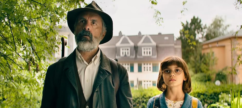 Кадр из фильма «Der Buchspazierer». Режиссер: Тхе Тяу Нго. Производство: Degeto Film, Gretchenfilm, Studiocanal Film, Wüste Film West GmbH, Wüste Filmproduktion