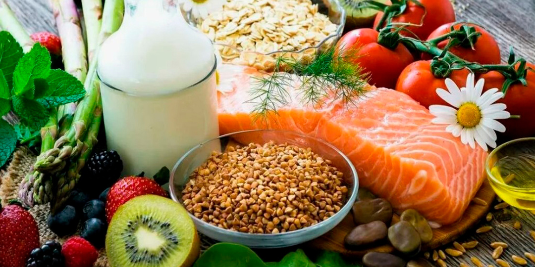 5 привычных продуктов, которые старят организм после 55