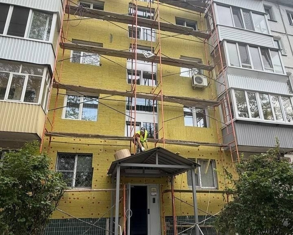    В Ульяновске капитально ремонтируют пятиэтажку на одной из центральных улиц. Фото Фонд модернизации ЖКХ