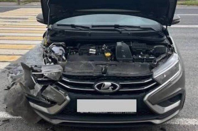    Автомобили получили повреждения. Фото: Госавтоинспекция Кировской области