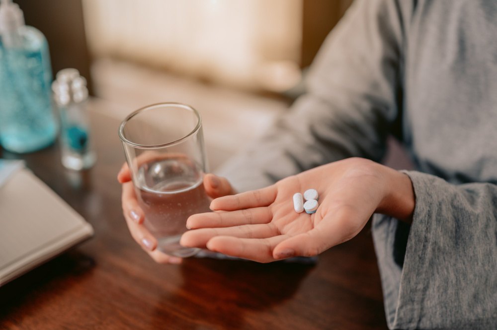 Парацетамол с похмелья: помогает или вреден? (источник изображения: freepik.com)