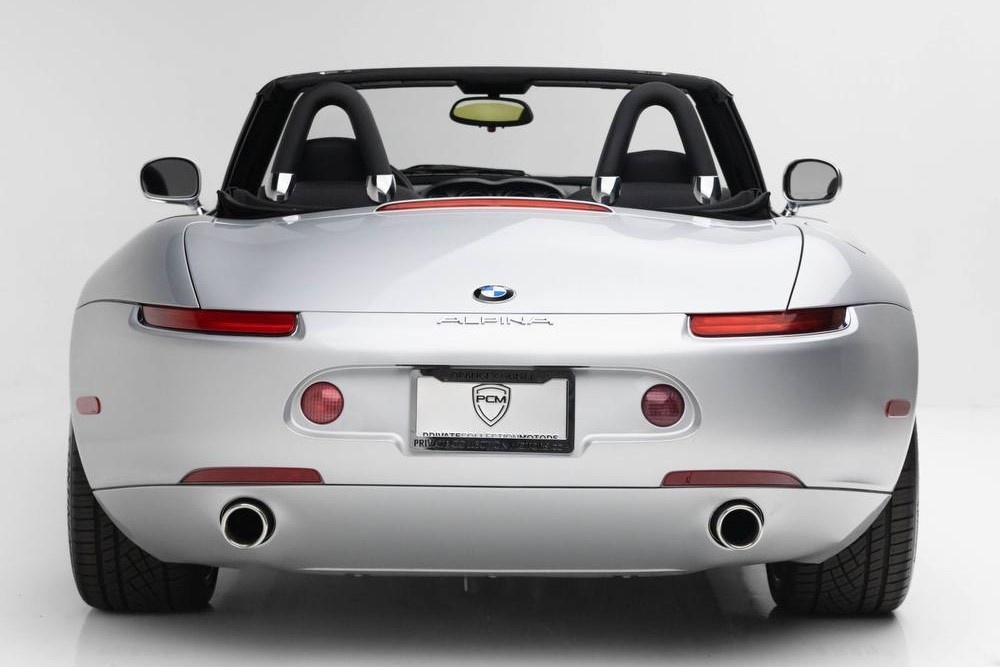     Фото: bringatrailer.com