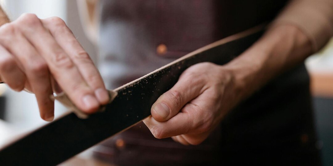 Как замаскировать царапины на мебели