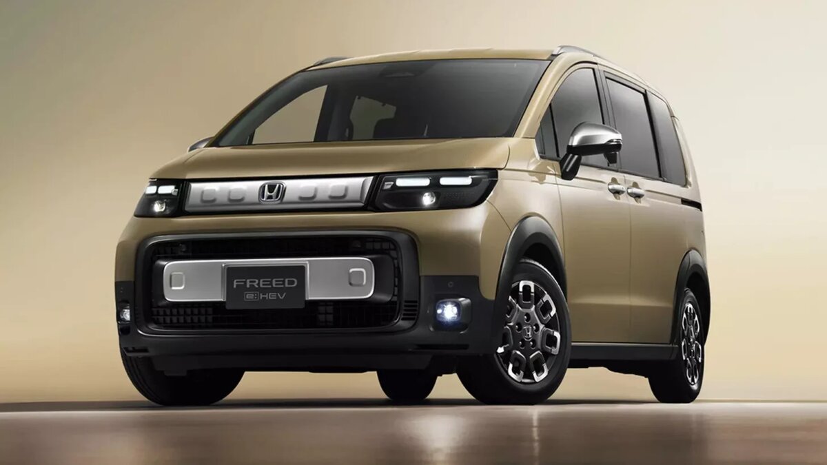    Honda Freed Crosstar. Фото Honda