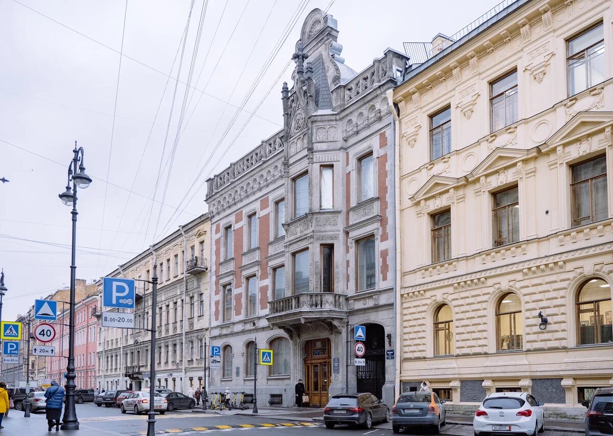 Особняк Безобразовой