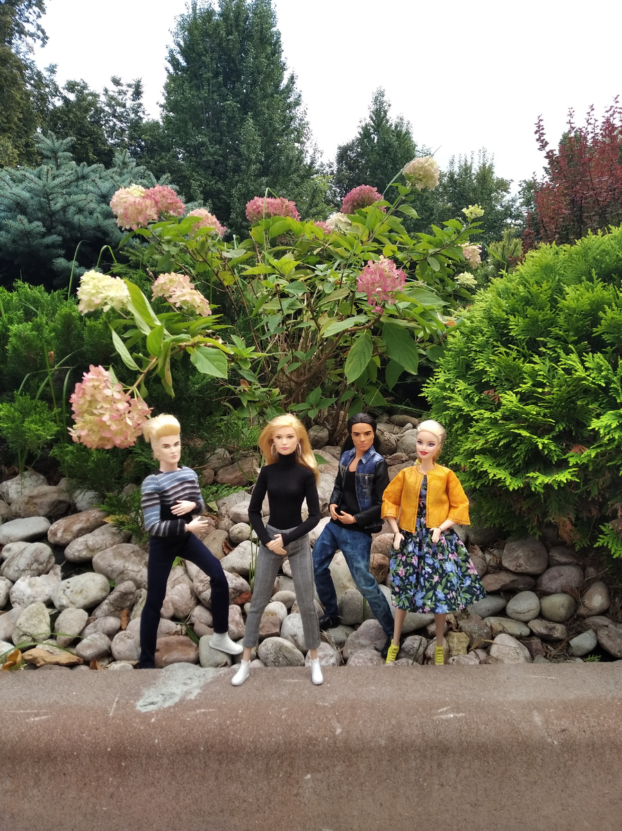 Люциан, Лорелея, Карлос и Лизавета