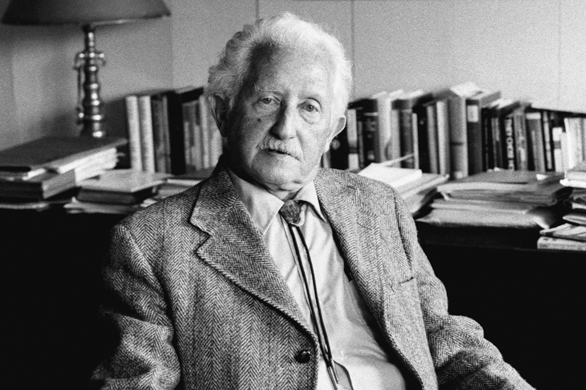 Ted Streshinsky / CORBIS / Getty Images📷Эрик Эриксон выделил восемь этапов психологического развития