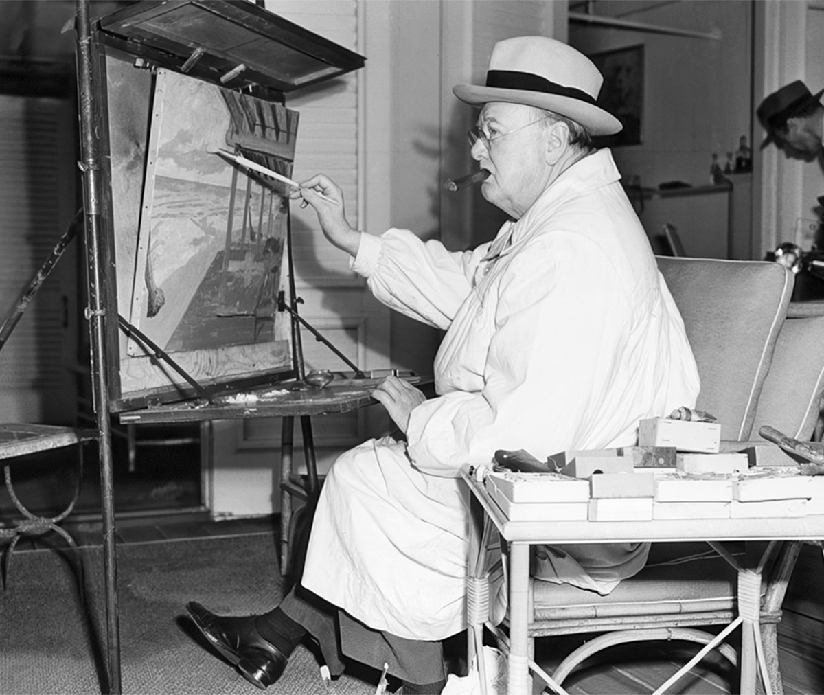 Сэр Уинстон Леонард Спенсер-Черчилль и его «Времяпрепровождение». 29 января 1946 год. Источник: https://tass.ru/