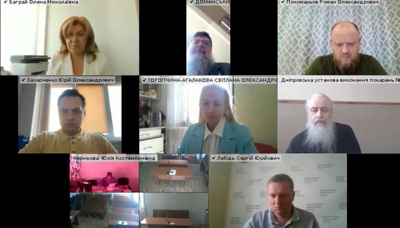    Наместник Святогорской Лавры митрополит Арсений остаётся в тюрьме, но медицинскую помощь ему окажут