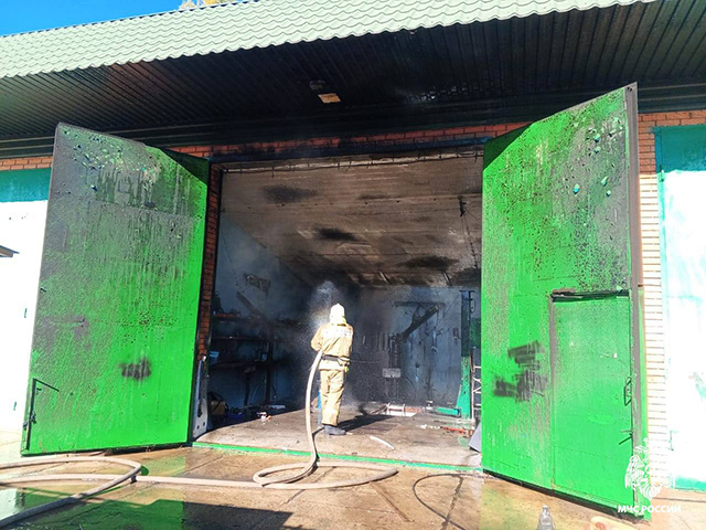 Гараж оперативно потушили. Статистика тверских пожаров за сутки