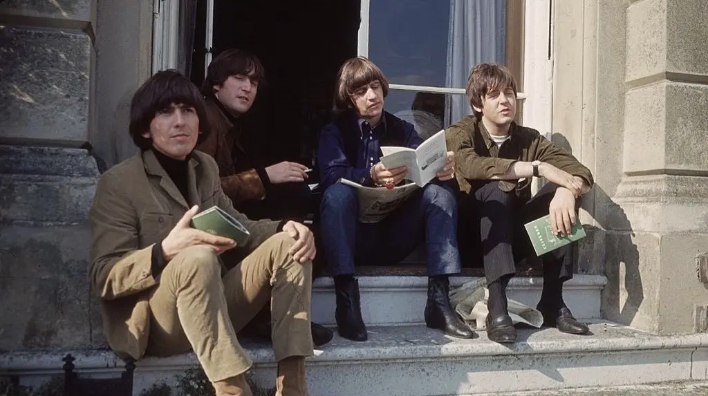 The Beatles на съёмках фильма HELP