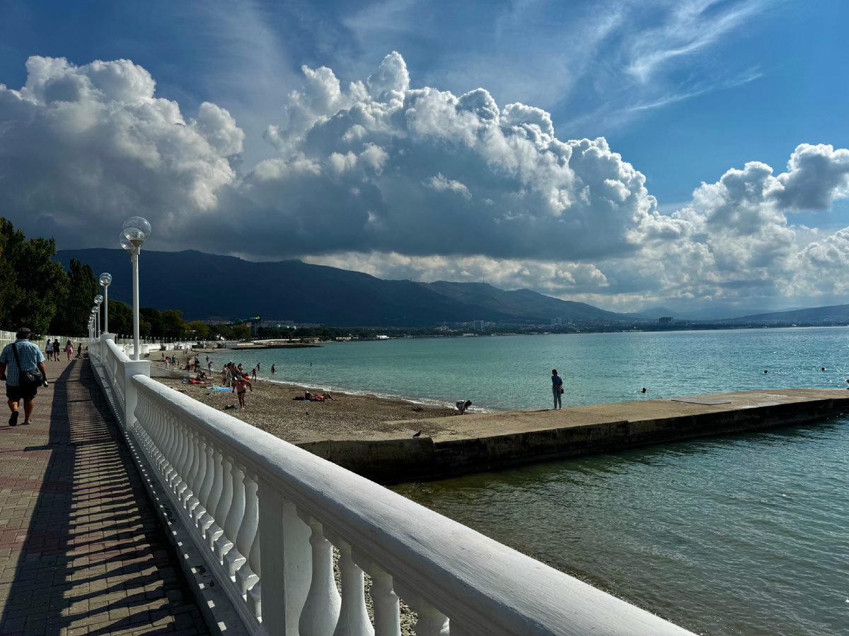 Вот такая белоснежная красота все 14 км. Фото автора.