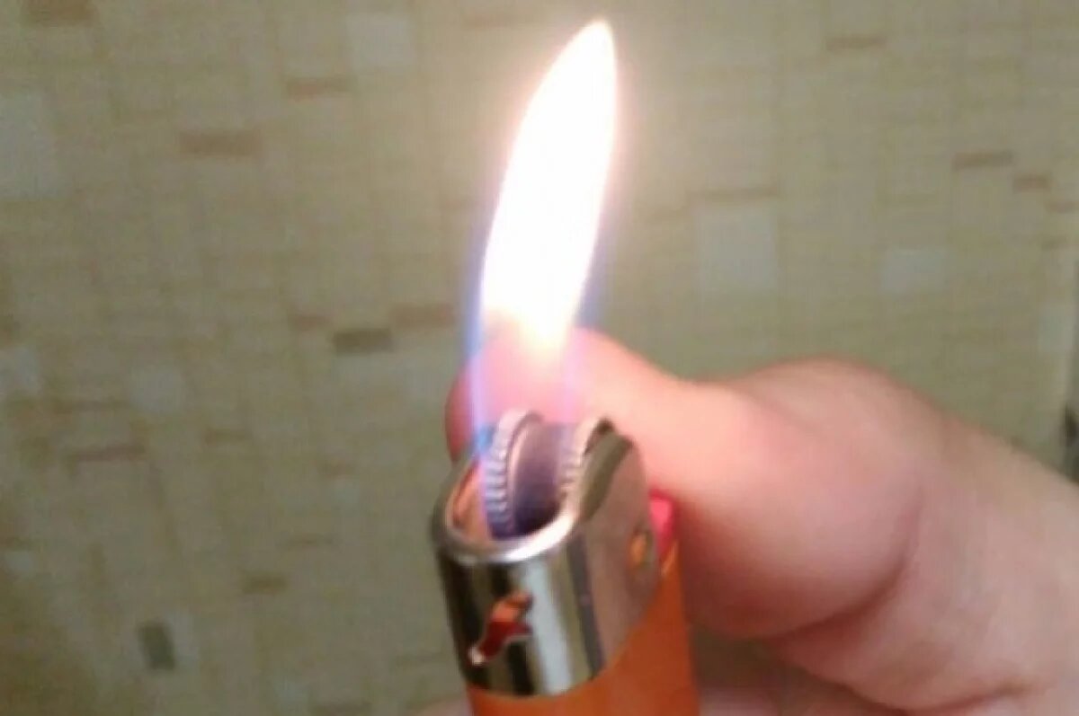    На несколько минут жизнь всего дома зависела от чужой жажды хайпа.