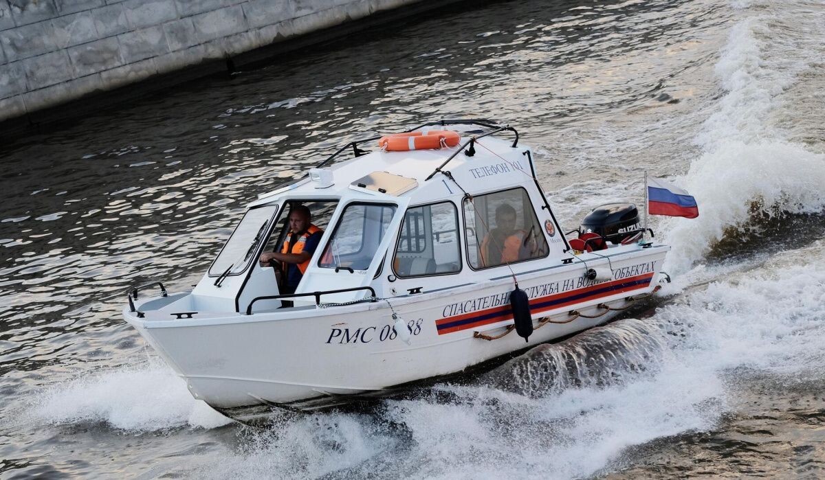     Катер спасательной службы. Источник: © РИА Новости Автор фото: Наталья Селиверстова