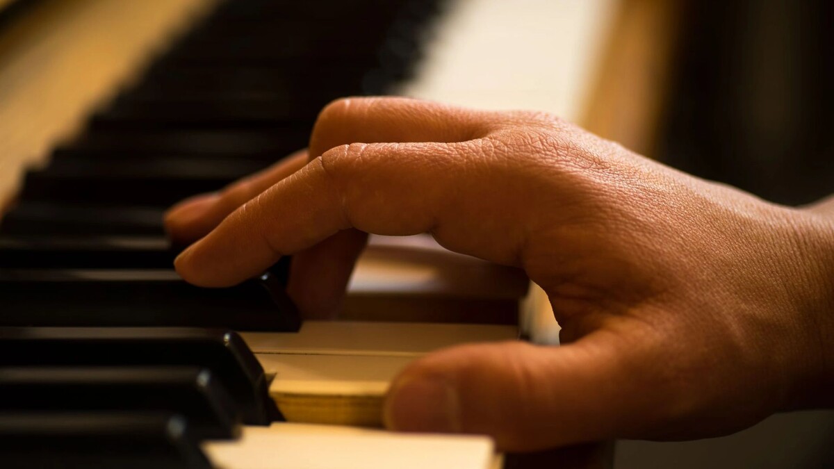    Талантливые музыканты исполнят в городах Ямала известные классические произведения. Фото: 3doorsofsun / Shutterstock / Fotodom
