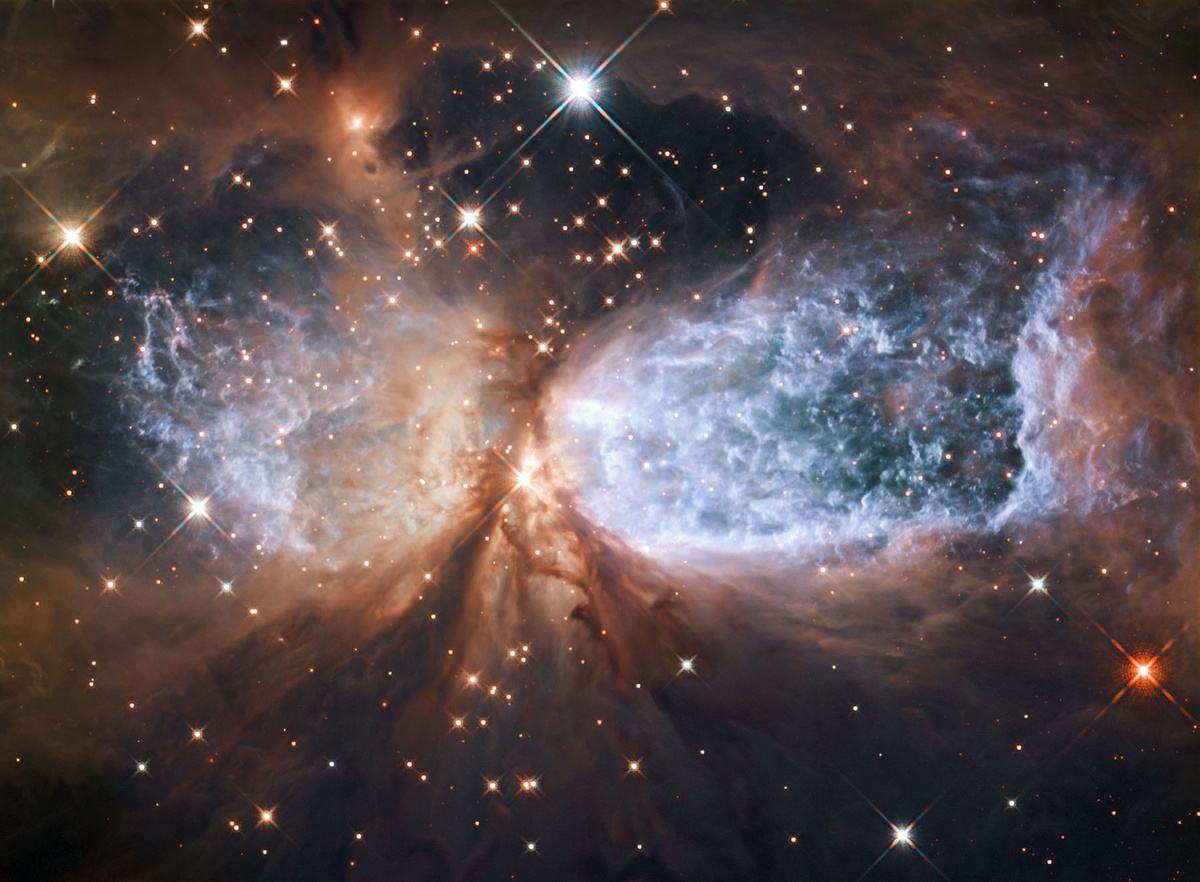 � NASA/ESA