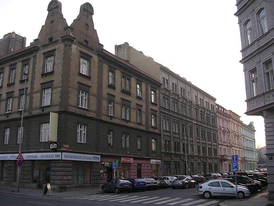 Улица Страконицка - неподалеку от ее начала