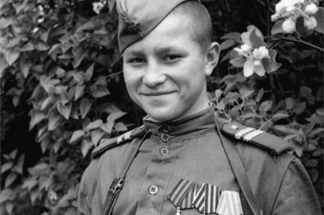 Его заставляли копать окопы для немцев: как 15-летний пленник отомстил врагу