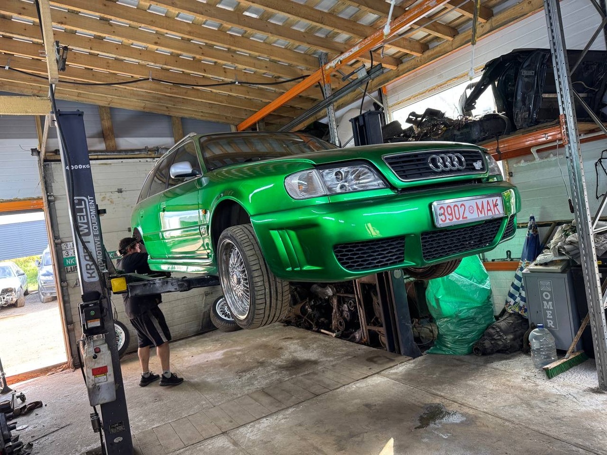 Ауди A6 C4 2.5 TDI Quattro 